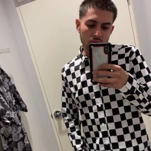 Meet your Posher, Diego